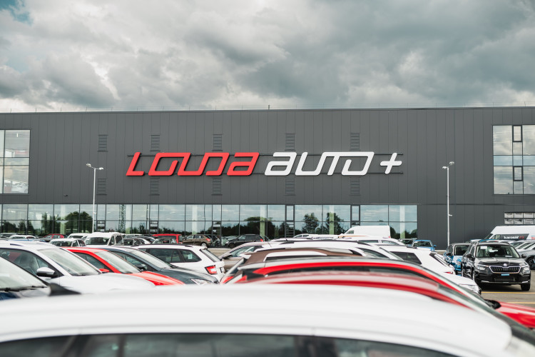 Centrální sklad aut