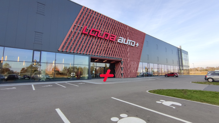 Centrální sklad aut