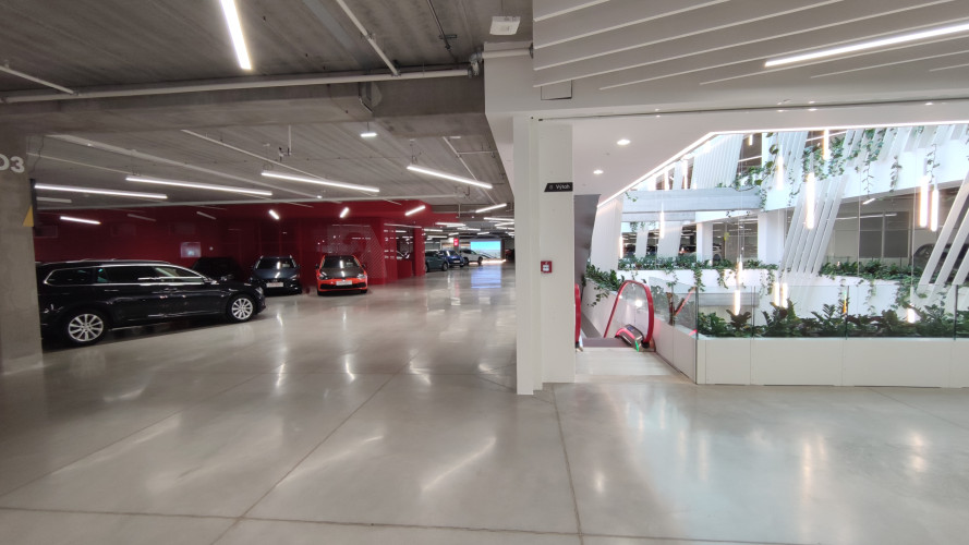 Centrální sklad aut