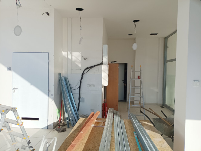 Rebranding autosalonu pro BYD