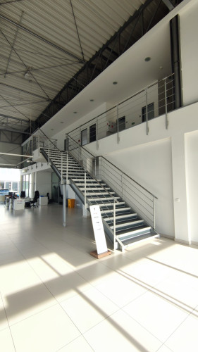 Rebranding autosalonu pro BYD