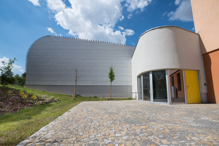 Školní tělocvična